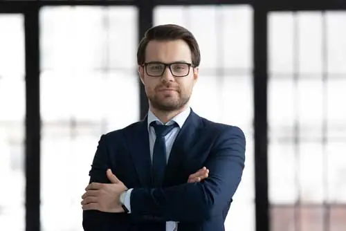 The Power of Integrity: Why Commitment Matters 7 Leader with Integrity
